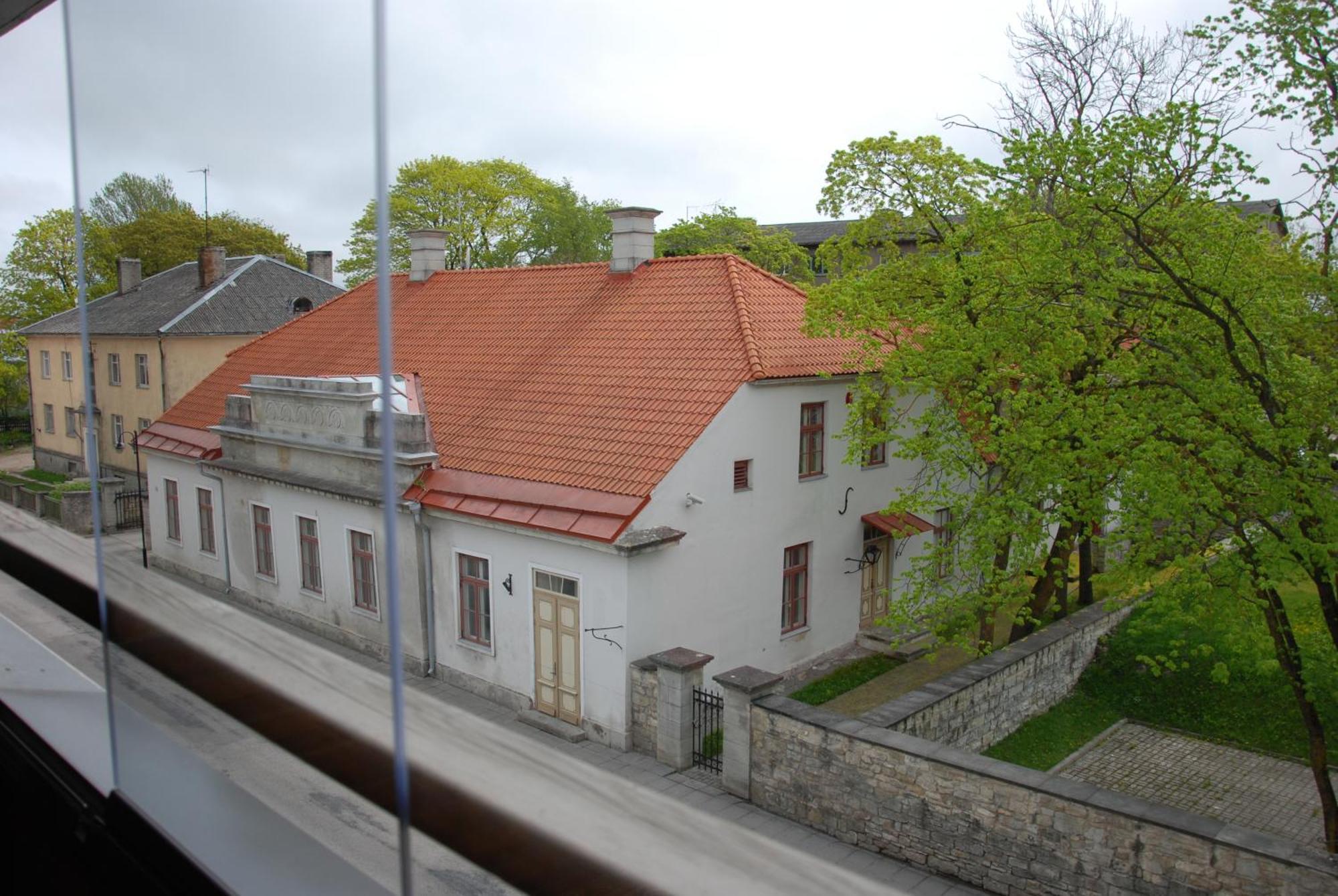 Kuressaare Tallinn Street Apartments Zewnętrze zdjęcie